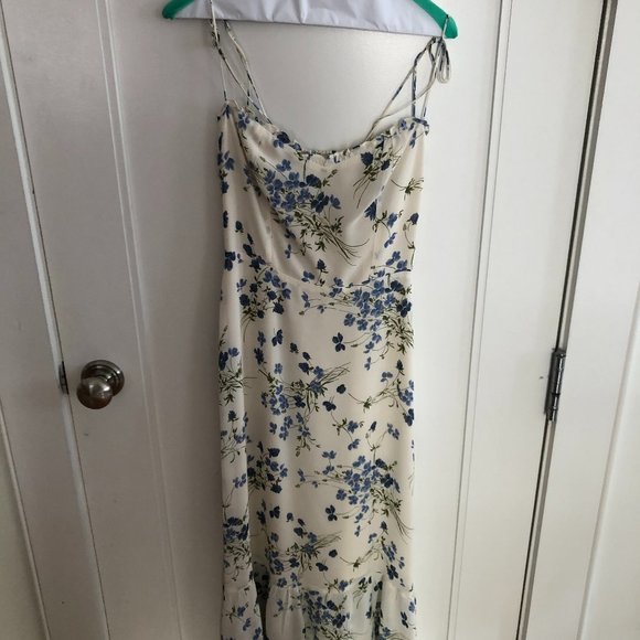 Reformation Dresses & Skirts - Reformation Enya Dress, Size 4